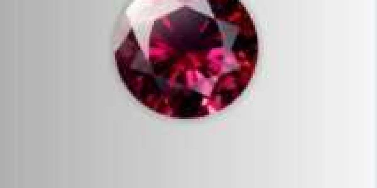 Authentic emerald gemstone in Bangalore offering certified divine gemstone legacy.