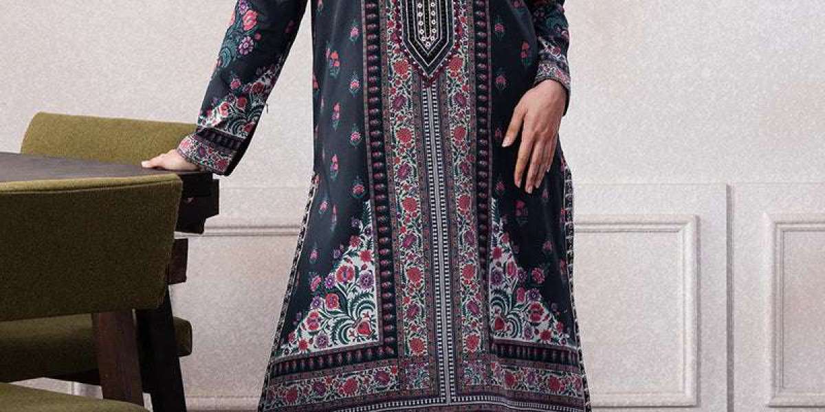 Stylish 2 Piece & 3 Piece Suit Designs for Women