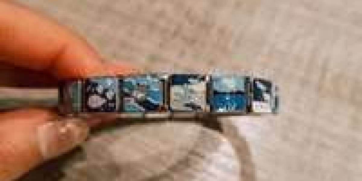 How to Build Your Own Italian Charm Bracelet