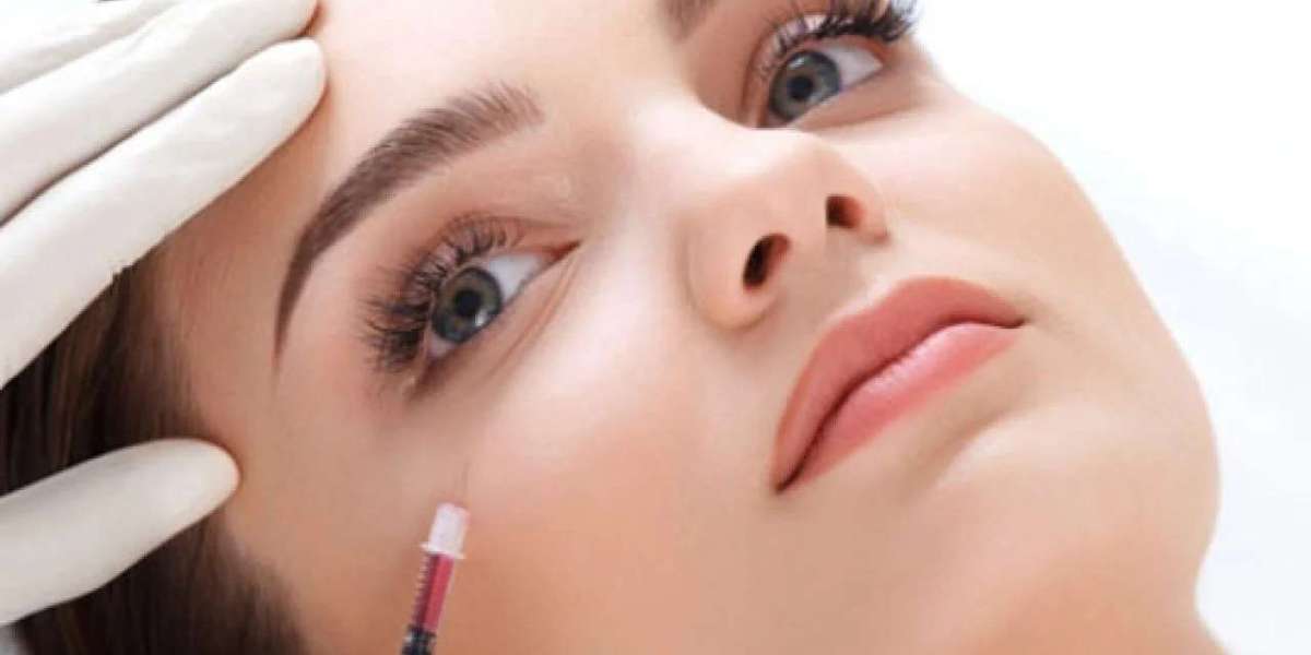 How Exosomes Treatment in Dubai Restores Youthful Skin and Healthy Hair