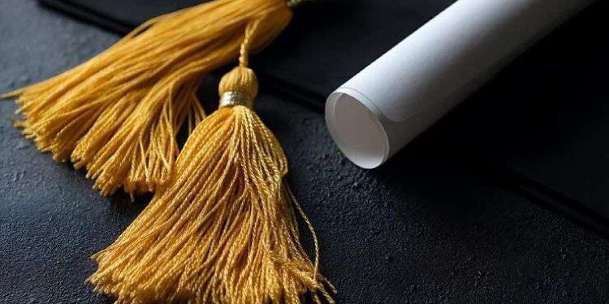 How to Design and Personalize the Perfect Graduation Stole?
