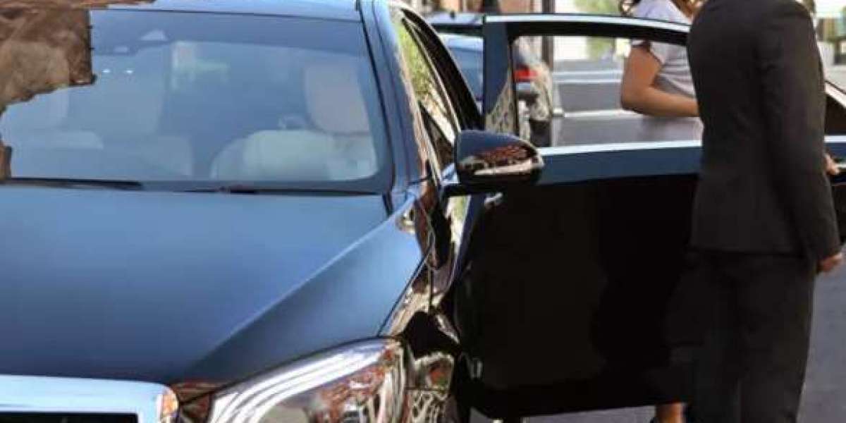 Black Car Service in West Hollywood: Nightlife, Events & Celebrity Travel