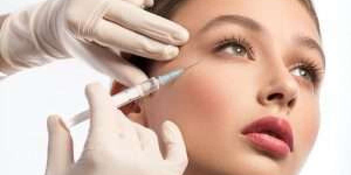 Fillers in Dubai: From Wrinkle Reduction to Facial Contouring