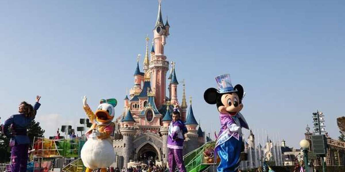 Convenient Shuttle Services Connecting Orly Airport to Disneyland