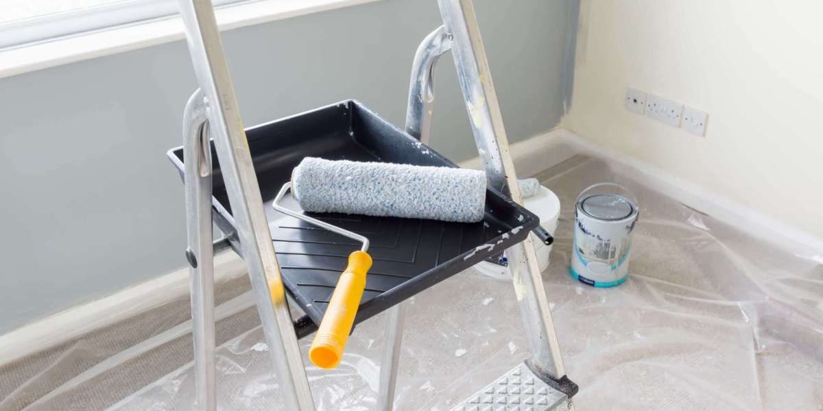 Professional Painter Ealing Offering Interior and Exterior Painting Services