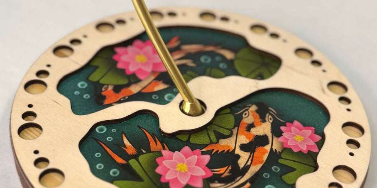 Gift Ideas for Knitters: Must-Have Portable Yarn Holders