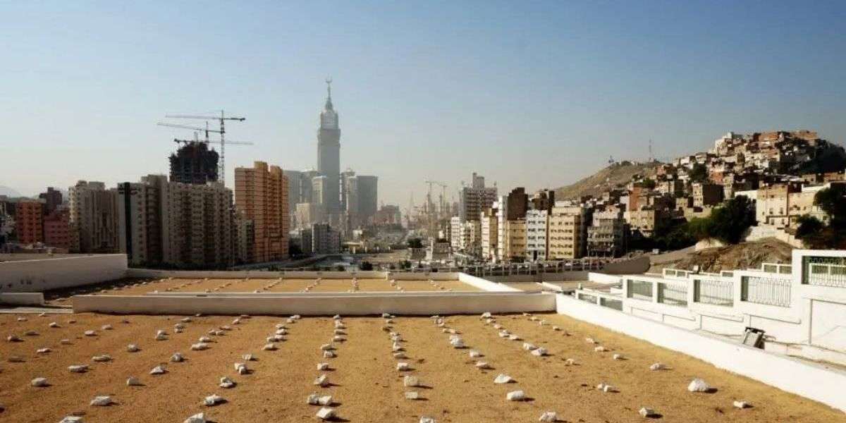 7 Things To Know Before Booking A Makkah To Madina Taxi