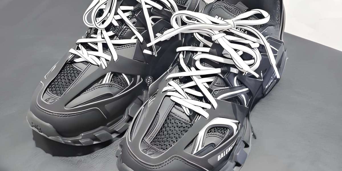 巴黎世家balenciaga台灣潮流焦點:從track 2到runner全系列進化