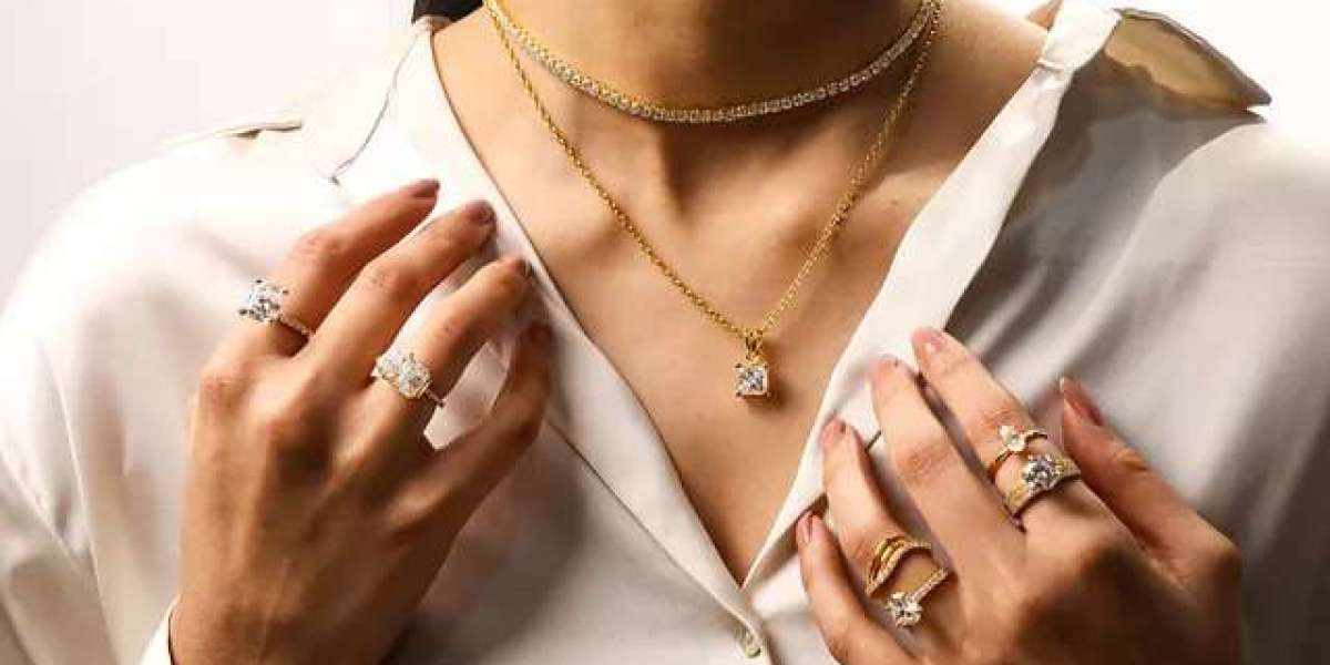 Affordable & Ethical Sparkle: Shop Lab Grown Diamond Jewellery at Caratbazaar