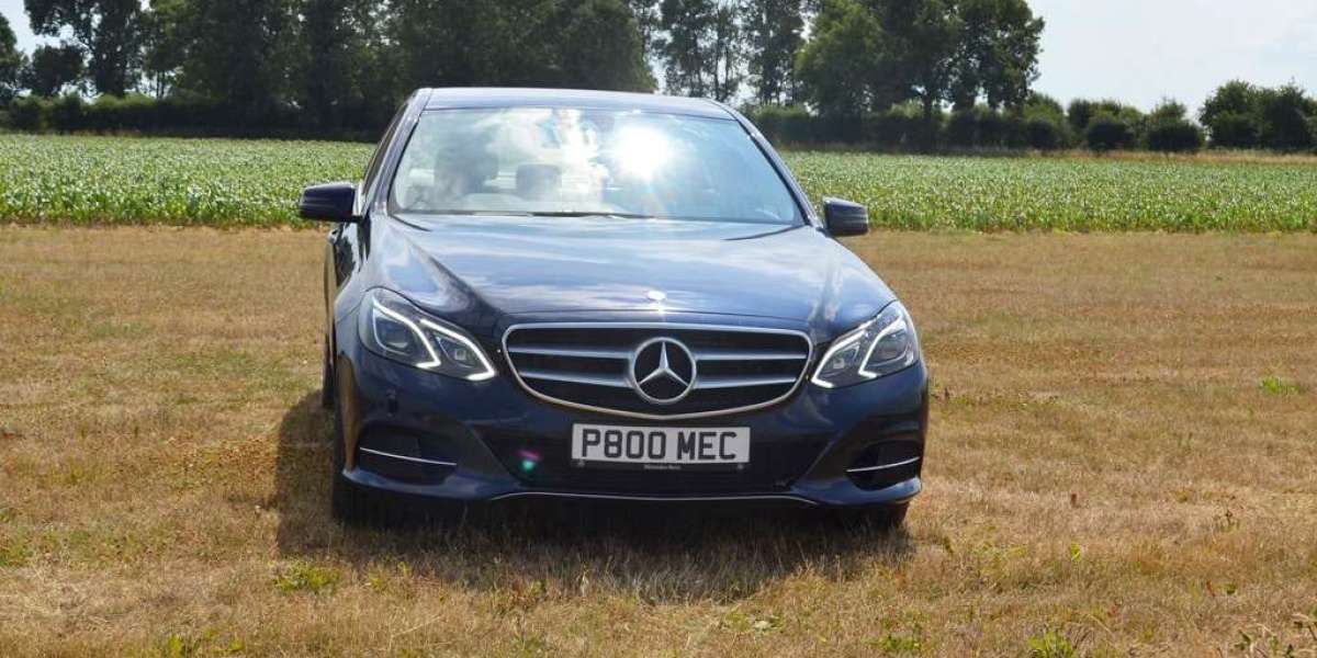 How Luxury Chauffeur Services Enhance Your Cambridge Experience