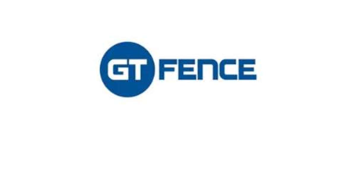 Durable Vinyl Fencing in Raleigh