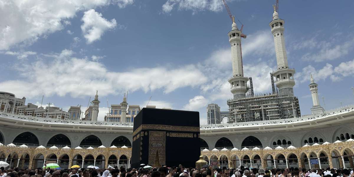 Plan Your Perfect January Umrah with UK’s Best Deals & Packages!