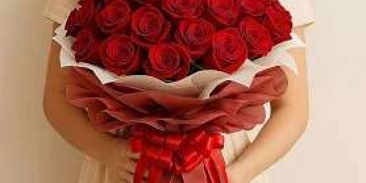 Choose the best flowers by FlowersMart, your trusted flower shop in the UAE