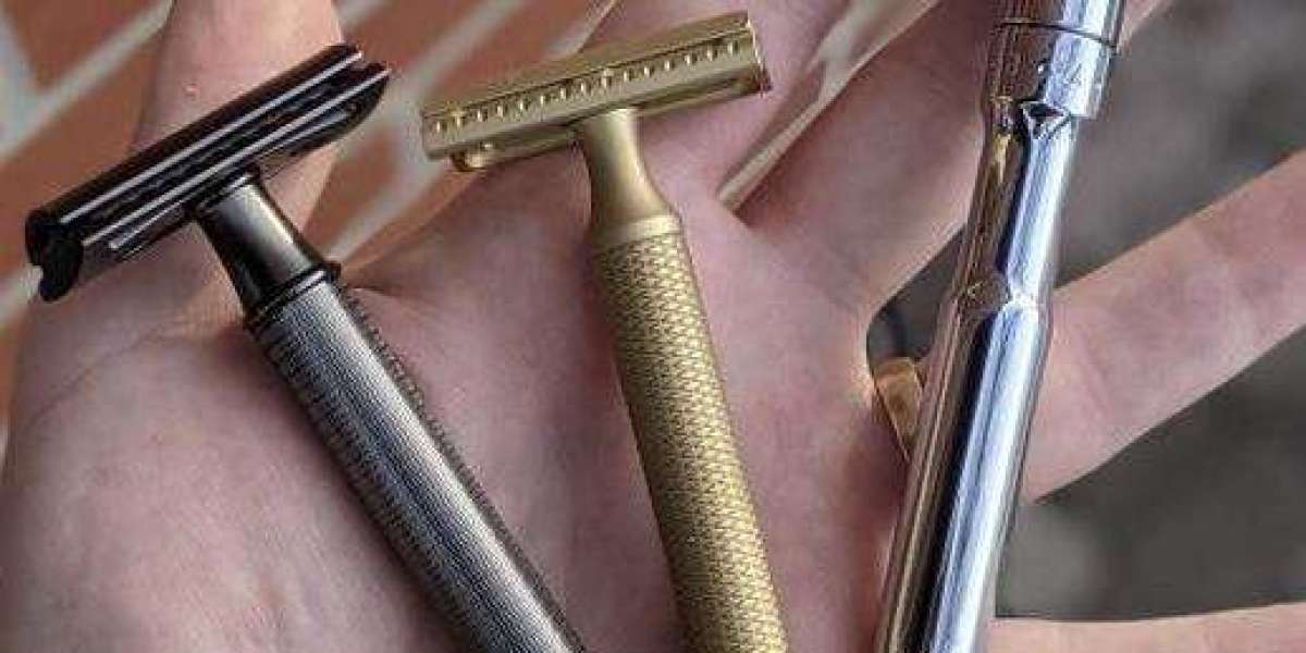 Beginner’s Guide to Mastering the Straight Razor Shave