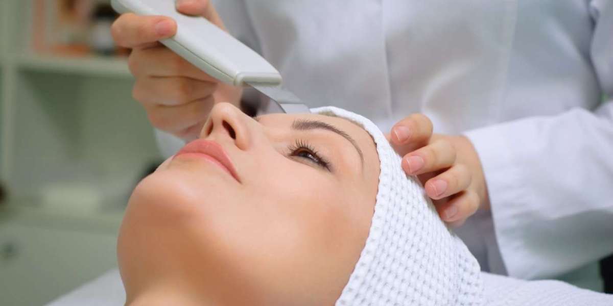 Where can I get Hydrafacial treatment in Islamabad?
