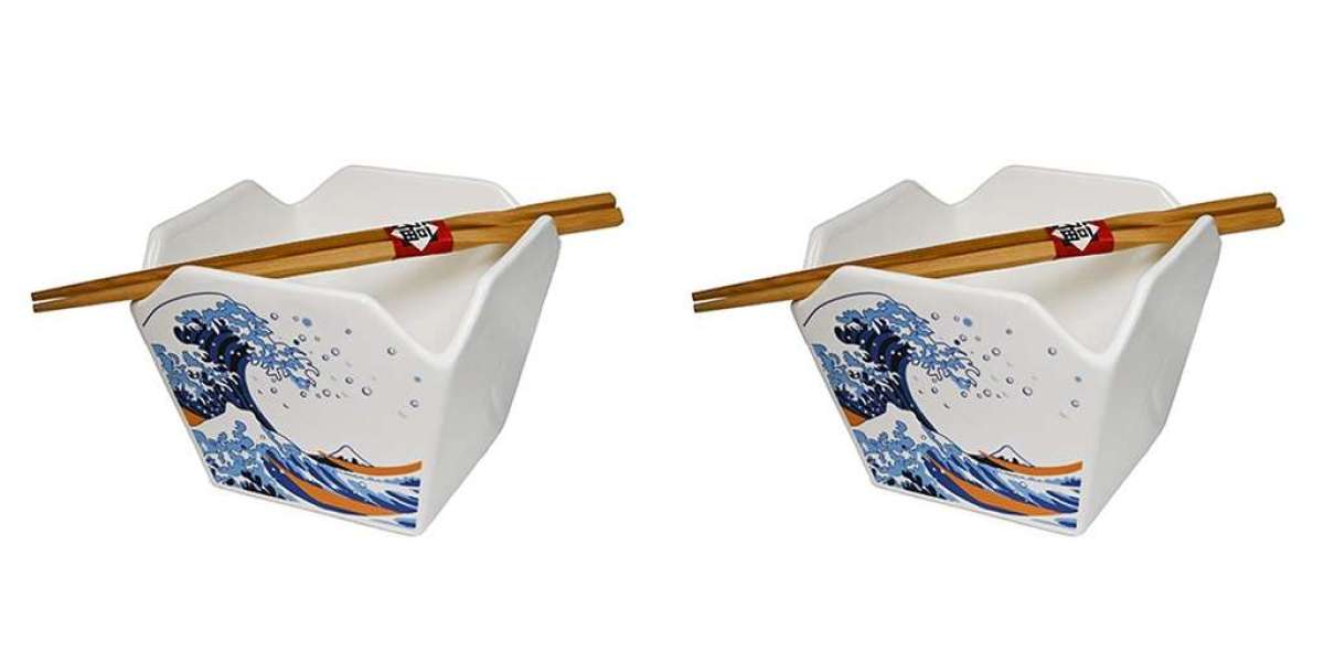 How Hokusai’s Water Imagery Reflects Japanese Philosophy