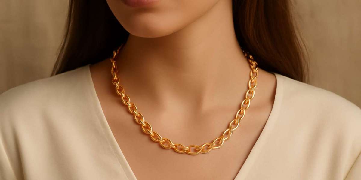 Why 14K Solid Yellow Gold Necklaces Are the Smart Choice for Everyday Elegance