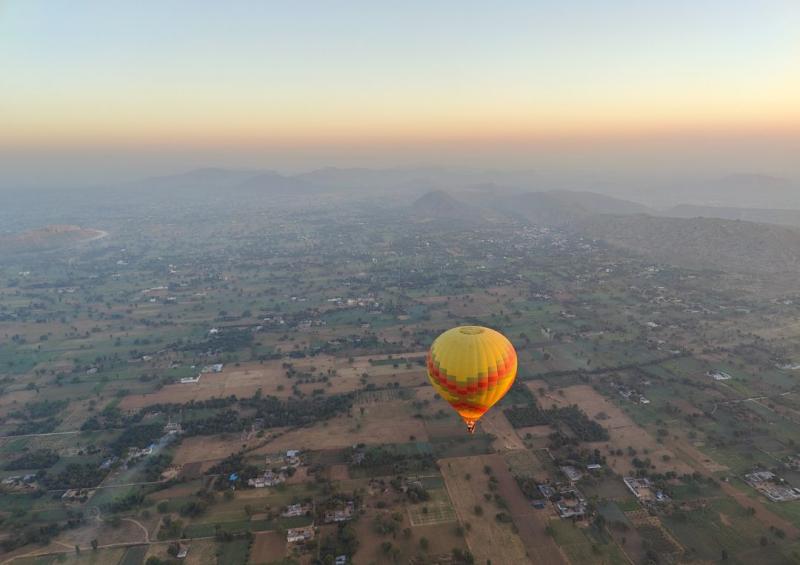 How Safe is Hot Air Ballooning with SkyWaltz Balloon Safari?