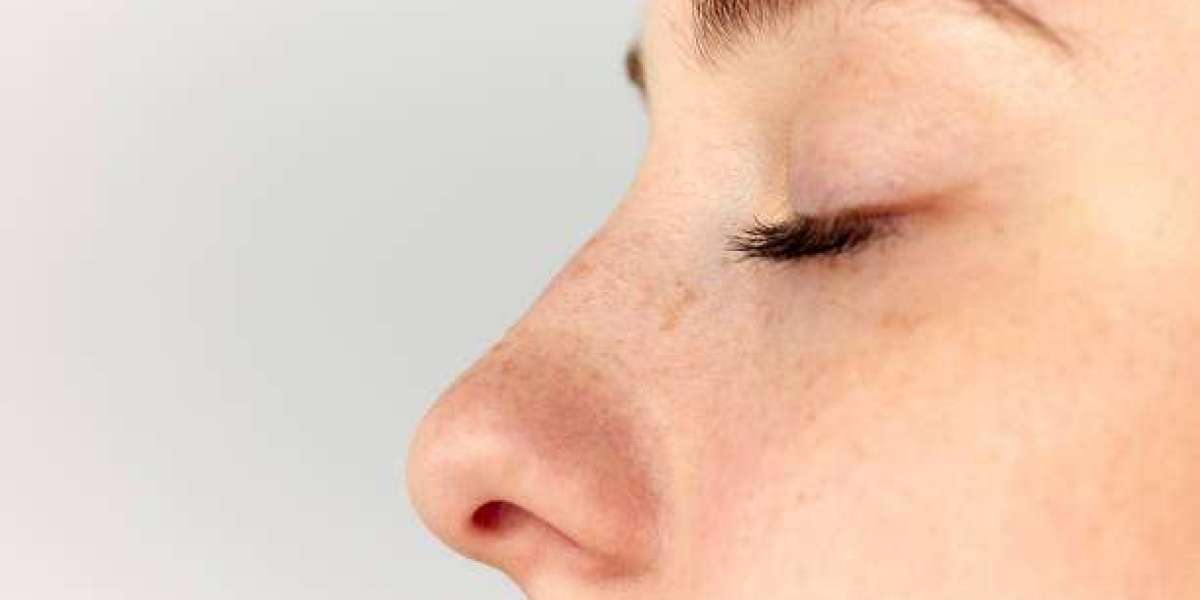 هل تؤثر عملية تجميل الأنف في الرياض على التنفس؟ حقائق يجب معرفتها