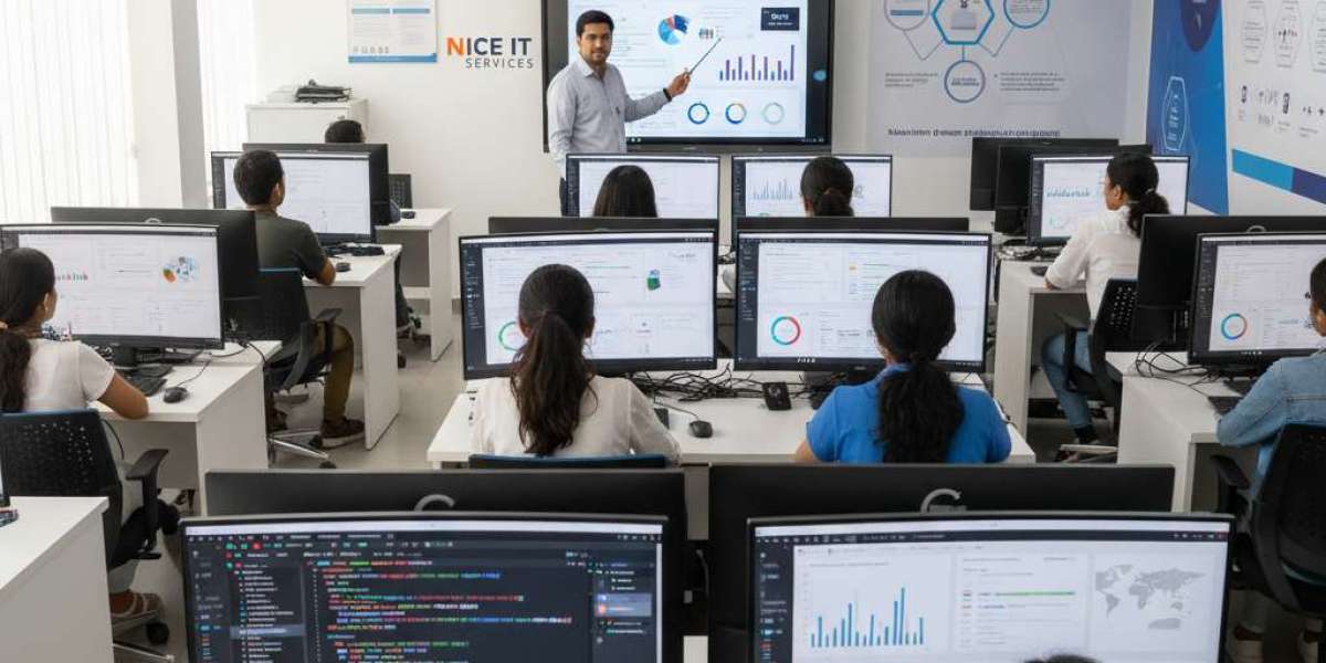 Why NICE IT Services Offers the Best Data Analyst Course in Pitampura
