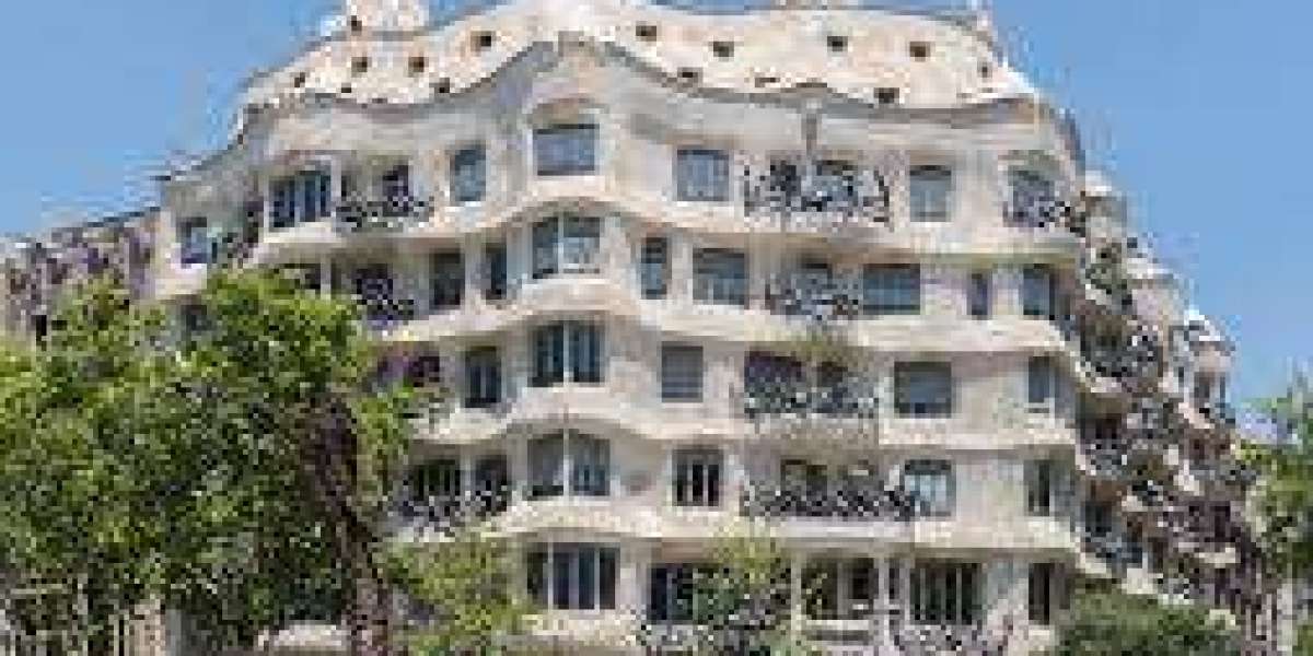 La Pedrera – Casa Milà: The Soul of Barcelona’s Modernist Brilliance