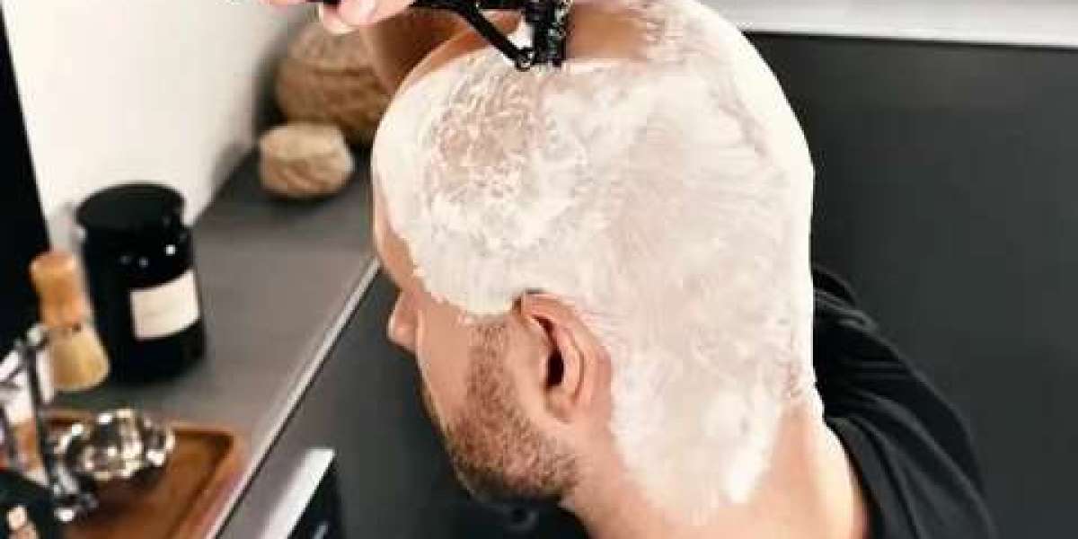 Head Shave: The Bold, Confident Style That Never Goes Out of Fashion