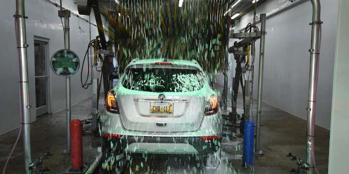 Are Car Washing Services the Key to Maintaining a Black Car’s Shine?