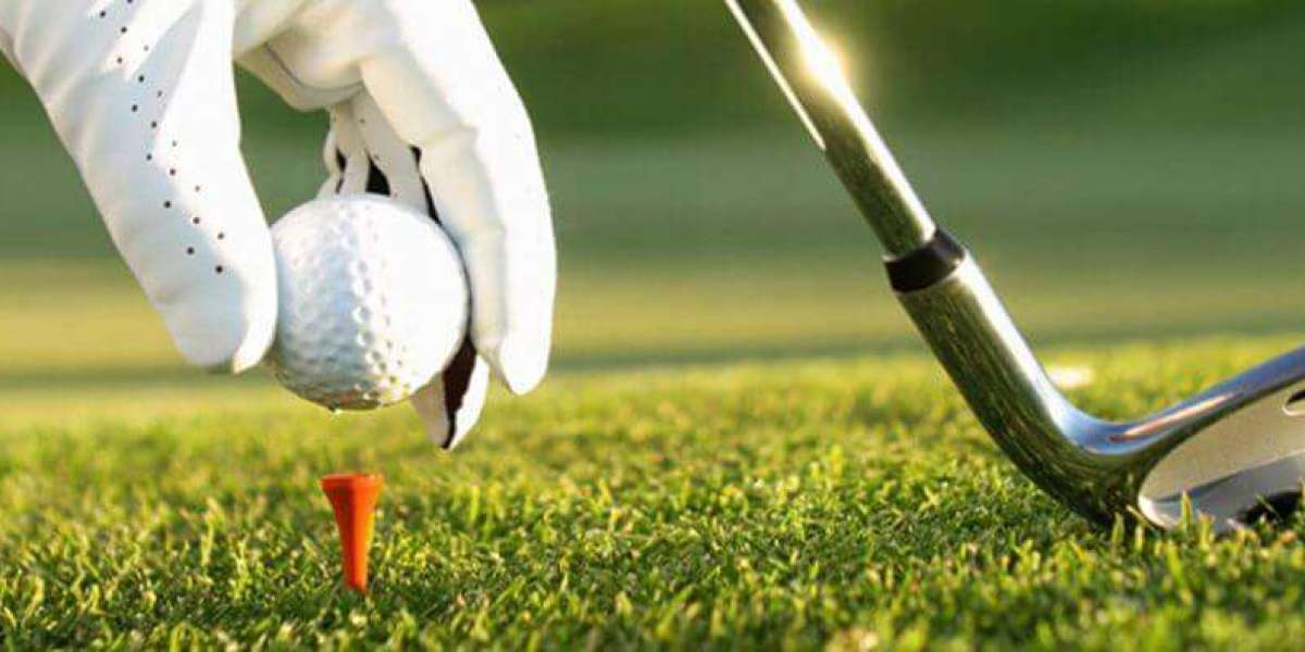 Essential Driving Range Equipment for a Professional Golf Practice Setup