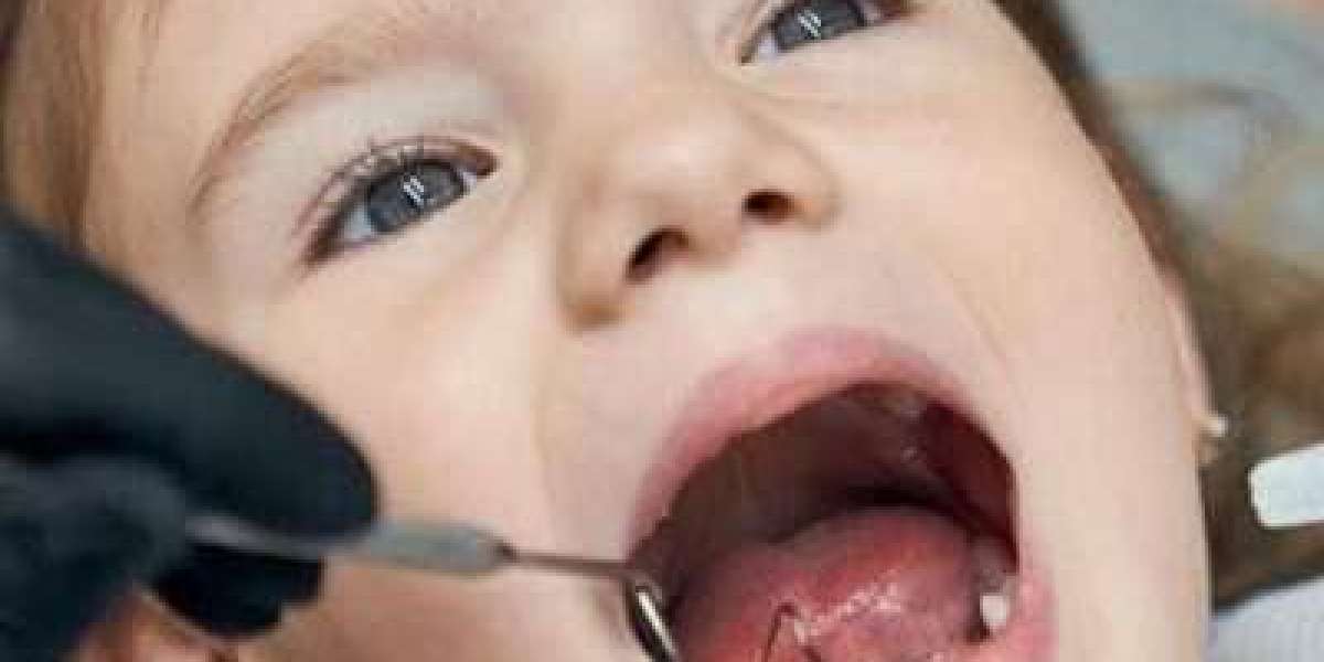 The Difference Between Baby and Permanent Tooth Extractions: A Complete Parent’s Guide