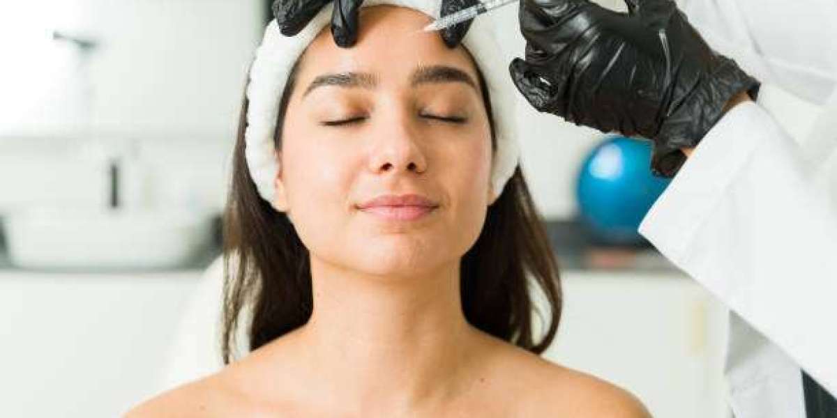 Botox Injection in Islamabad: Non-Surgical Way to Look Youthful and Refreshed