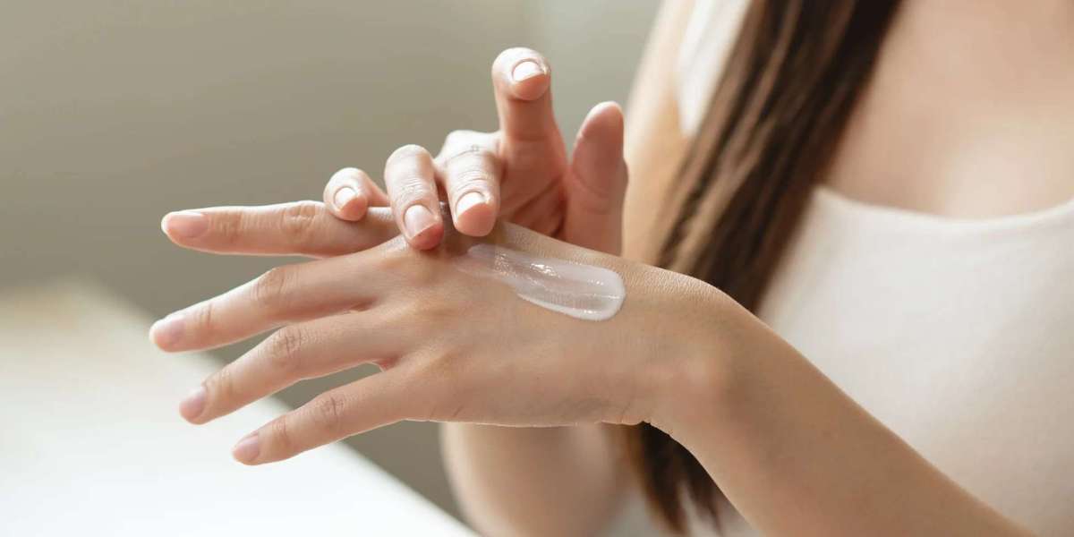 Natural Body Lotions for Long-Lasting Skin Hydration