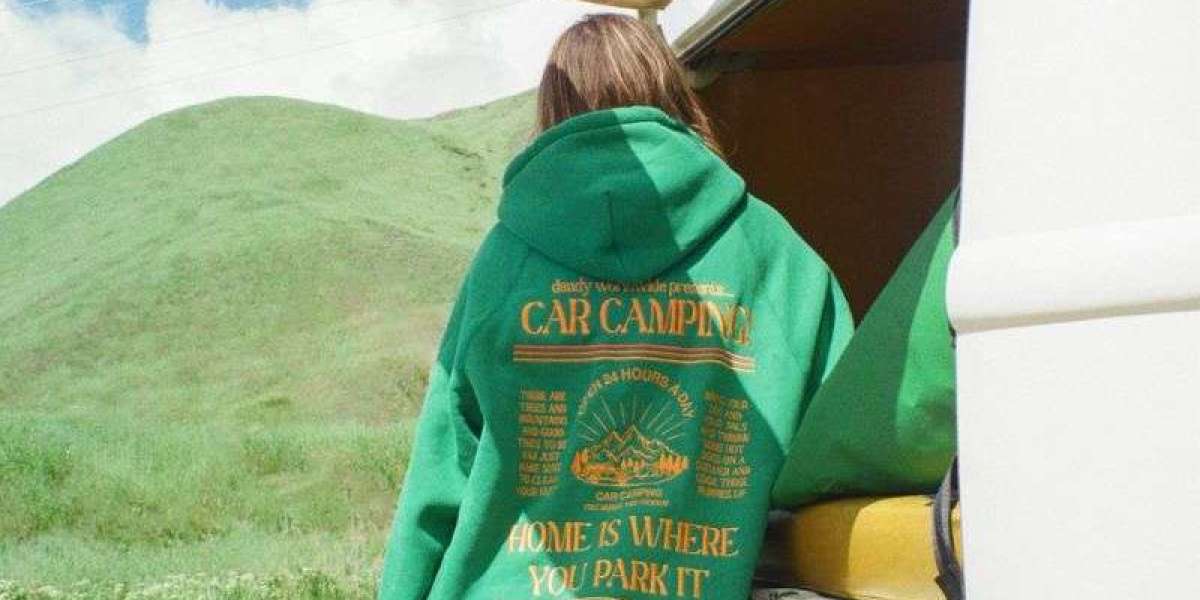 Big Style Wins in the Dandy Hoodie Pre-Christmas 2025 Deal