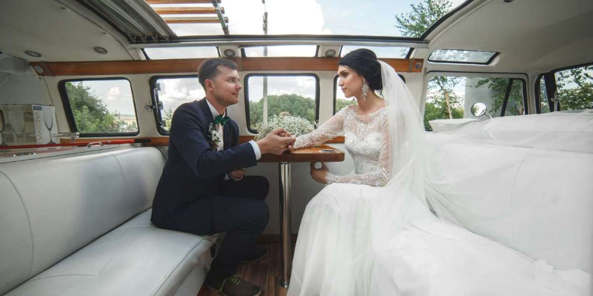 Wedding Transportation Canada Coach Charters – Luxurious, Reliable & Stress-Free Rides for Your Big Day Across Canad