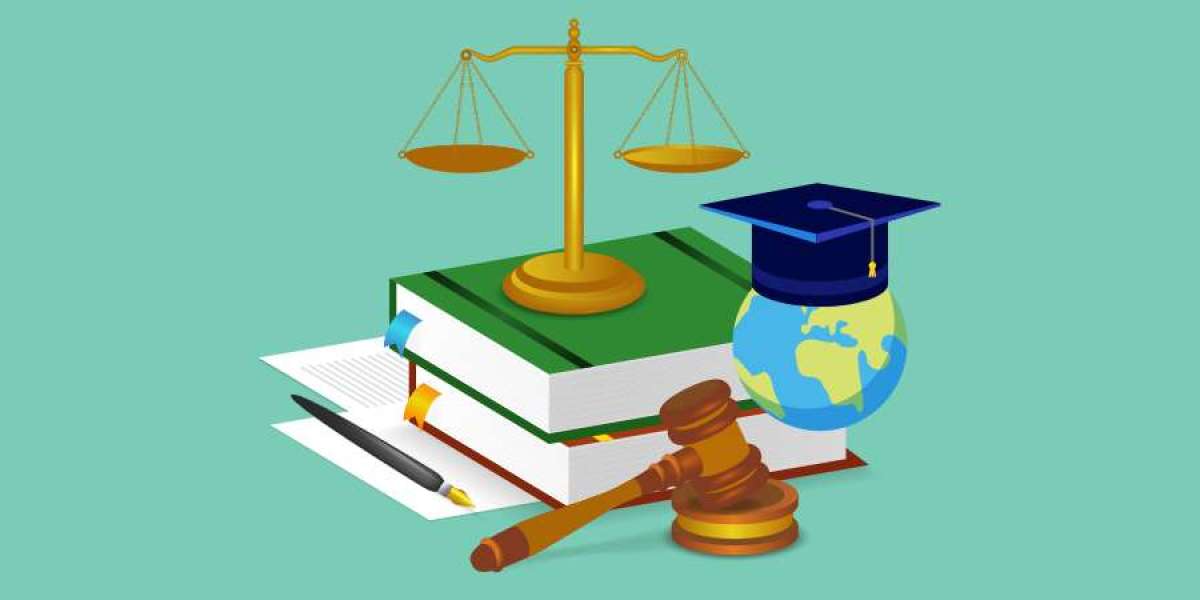 Online LLM Course: A Flexible Path to Advanced Legal Education