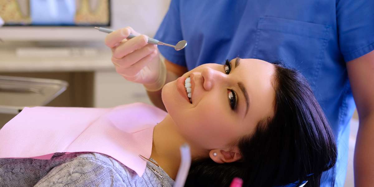 How a Marketing Agency Helps Dental Clinics Succeed in the Indian Market