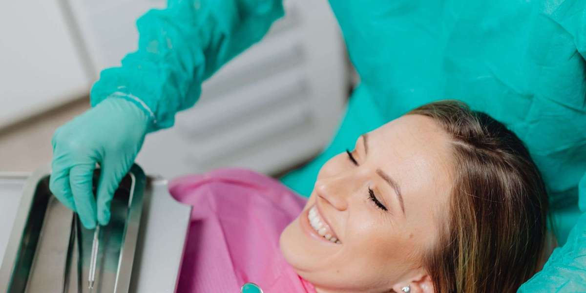 Why Dental Veneers Are the Go-To Solution for a Brighter, Flawless Smile