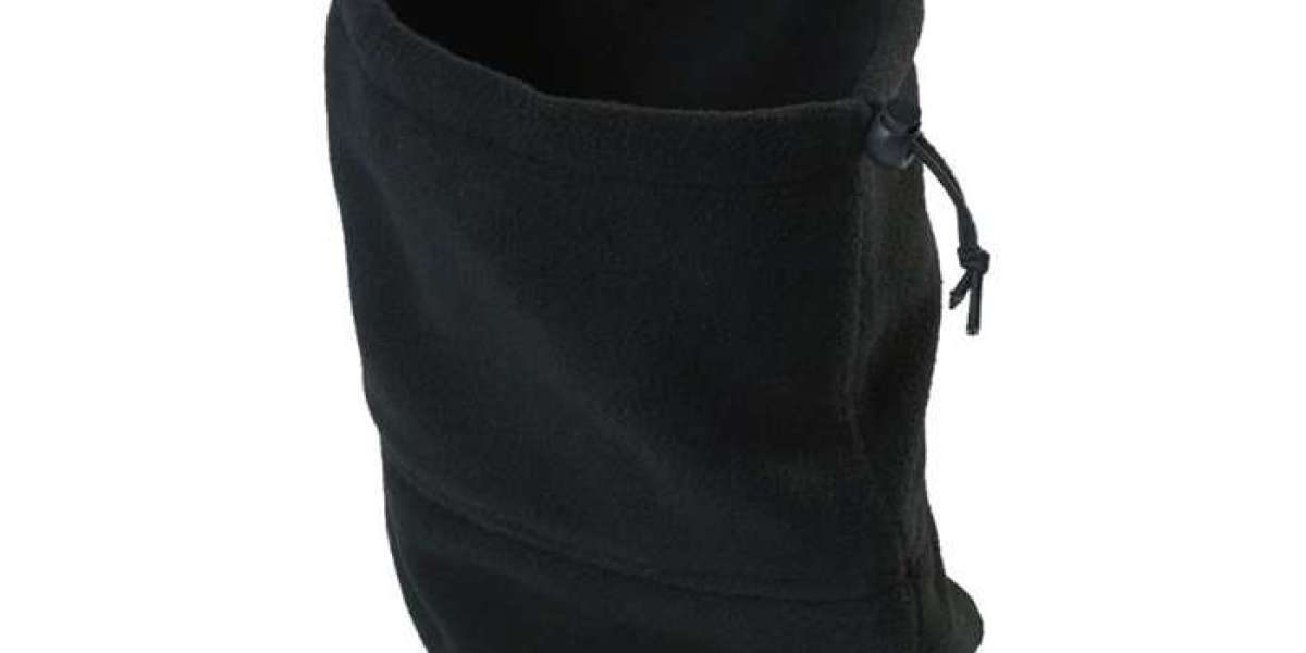 Stay Comfortable on Every Ride: Best Neck Warmers for Cycling & Breathable Men’s Vests for Summer