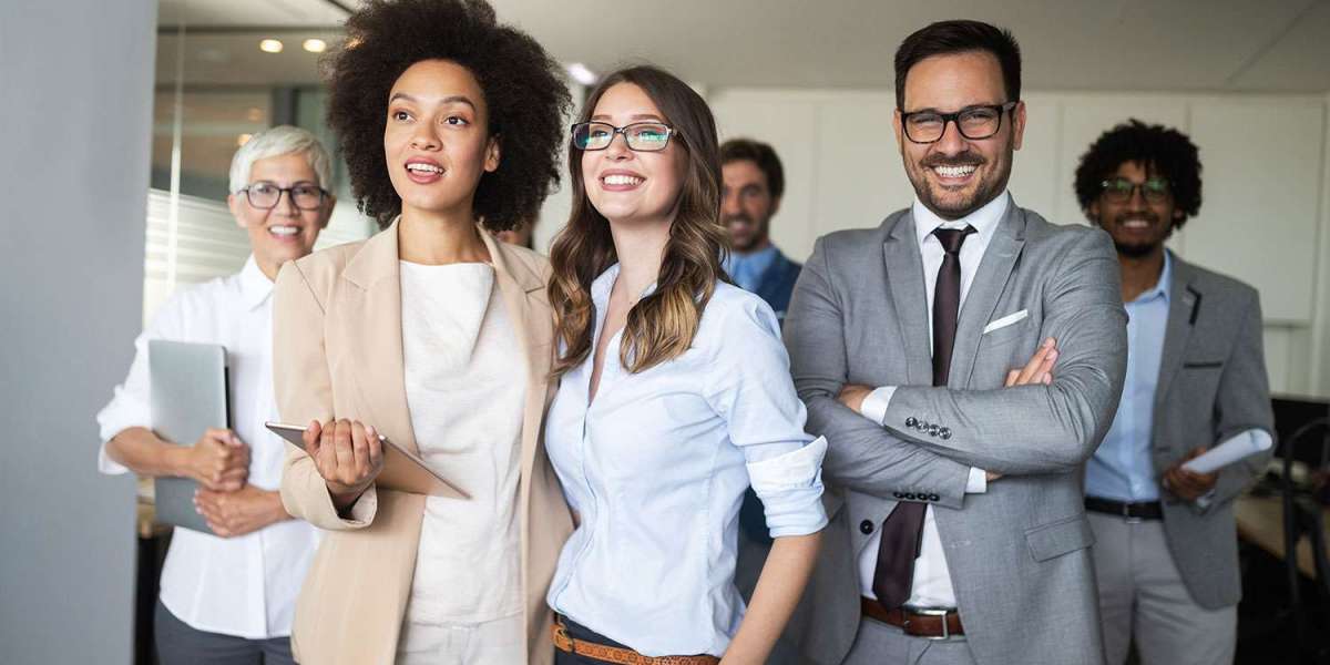 A Clear Guide to UK Immigration and Asylum and Business Migration