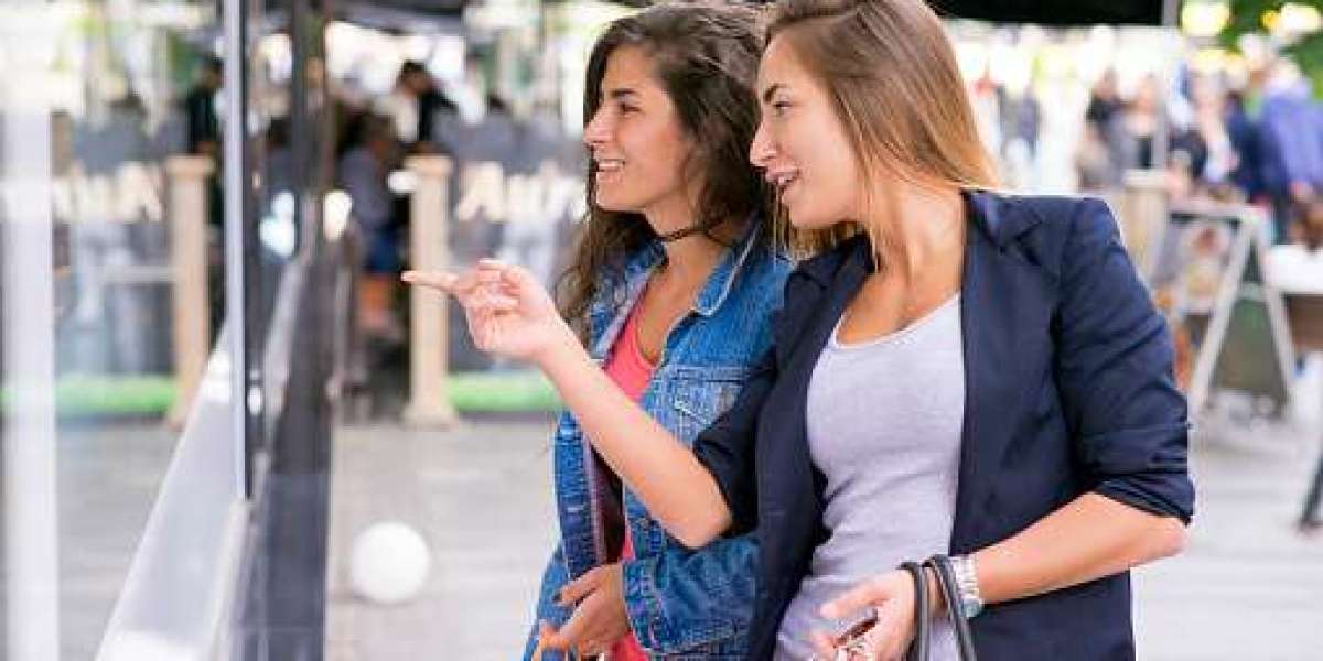 The Comfort Ritual Behind Every Sunday Hoodie