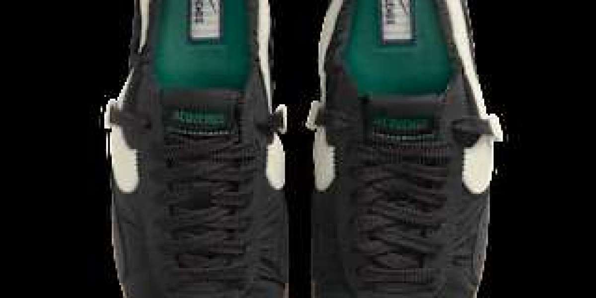 Nike Moon Shoe SP x Jacquemus限量發行，吸引潮流追隨者