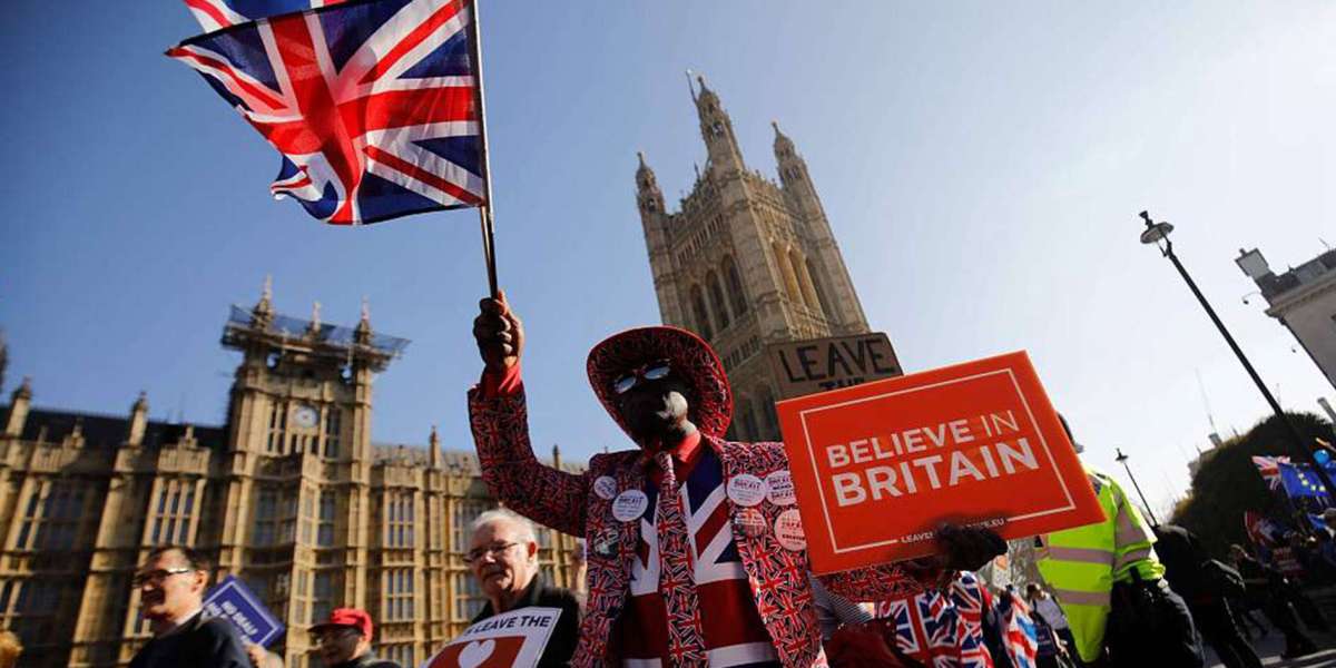 The Five Pillars of Excellence: What Defines the Best Immigration Solicitors in UK