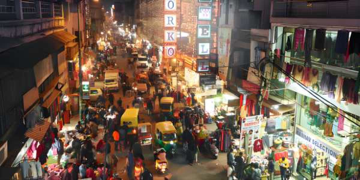 What Makes Paharganj a Popular Choice for Hotel Stays in Delhi