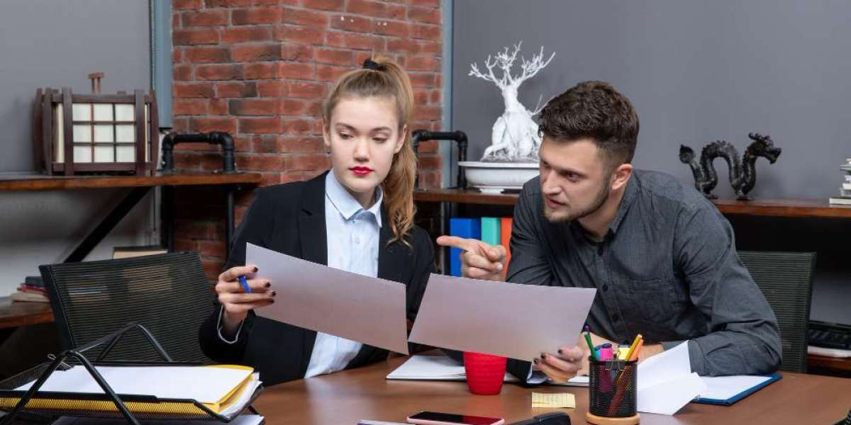 How Mississauga Accountants Help Small Businesses Maximize Tax Savings