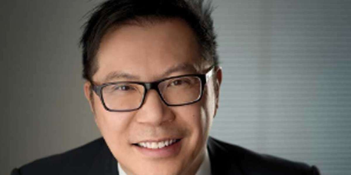 Community Leadership: Balancing Vision, Voice, and Action