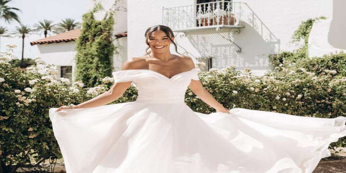 Plus Size Wedding Dresses Designed to Flatter Every Curve