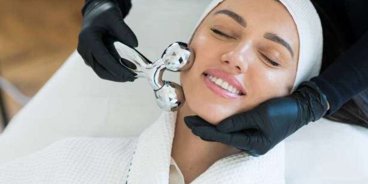 Hydrafacial In Islamabad: Premium Facial Treatment for Clear and Radiant Skin