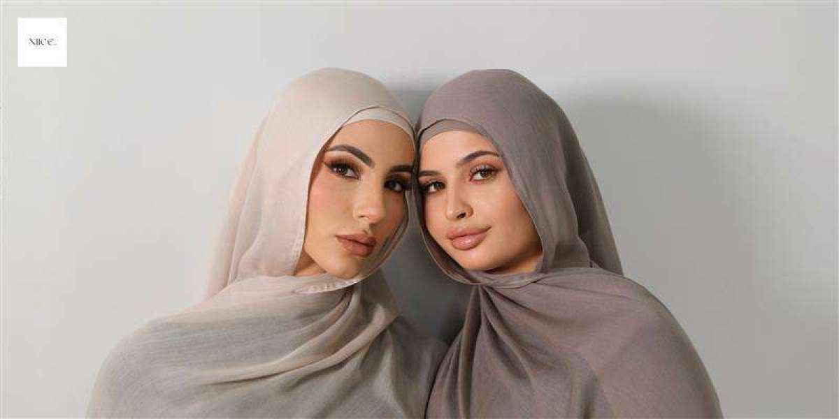 Modest Evening Wear: Graceful Style for Special Occasions