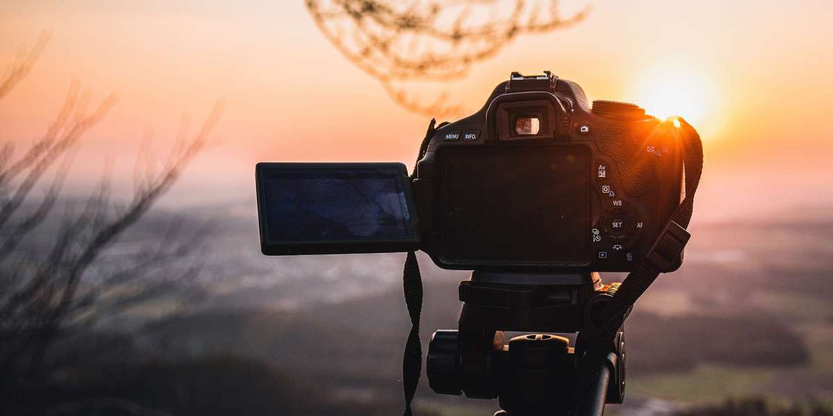 Why Photography Toronto Services Are Essential for Businesses and Events