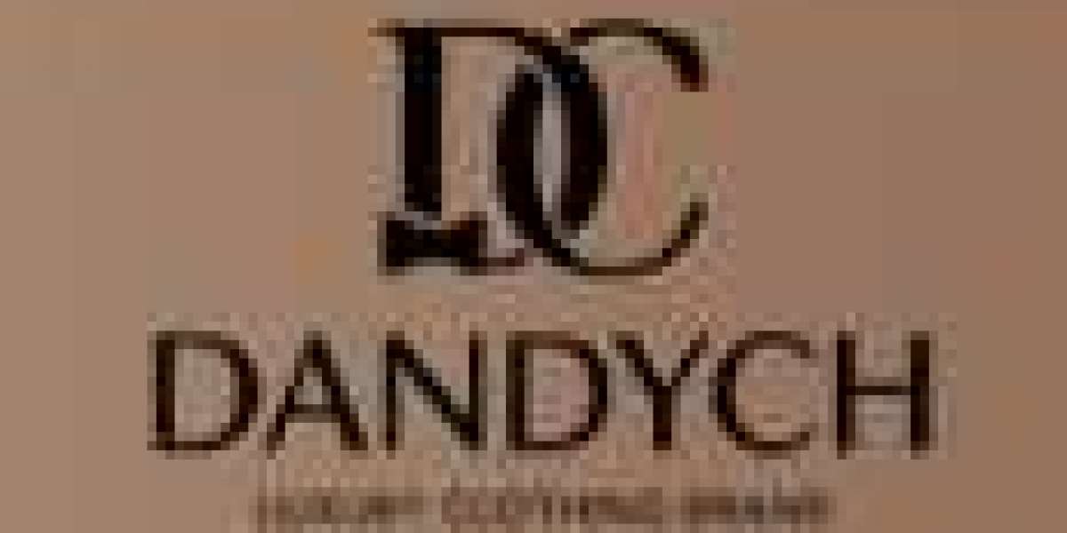 How to Choose the Right Size When Buying Women’s Clothing Online in Pakistan