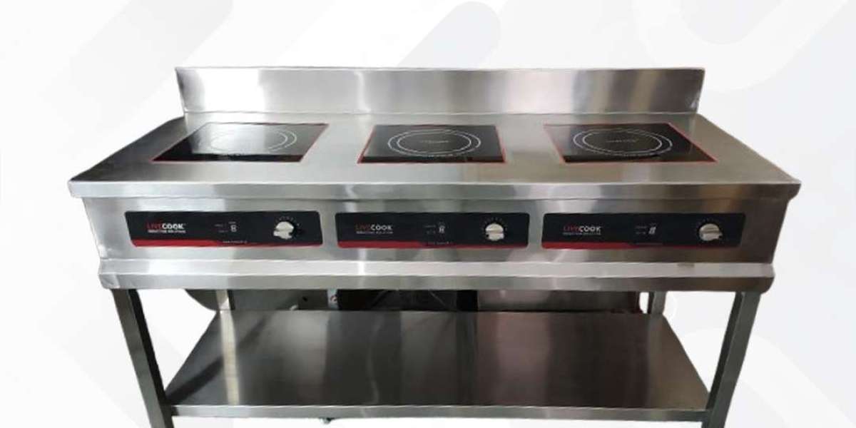 3 Burner Induction Range for Hotel and Banquet Kitchens – Live Cook